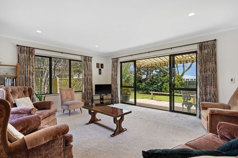 Photo of property in 230 Tukapa Street, Westown, New Plymouth, 4310