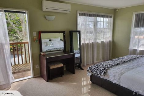 Photo of property in 17 Hewlett Road, Massey, Auckland, 0614