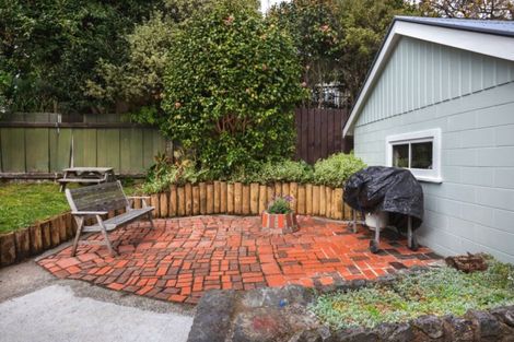 Photo of property in 52 Hicks Close, Whitby, Porirua, 5024