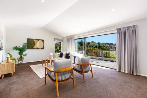 Photo of property in 22 Sailmaker Close, Whitby, Porirua, 5024