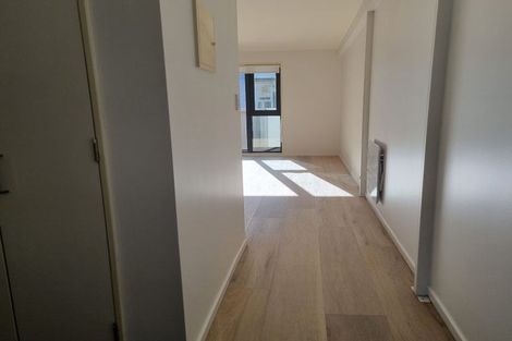 Photo of property in Pirie Street Townhouses, 35u2 Pirie Street, Mount Victoria, Wellington, 6011