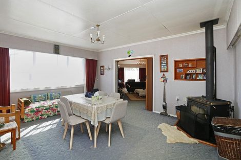 Photo of property in 128 Waihi Road, Hawera, 4610