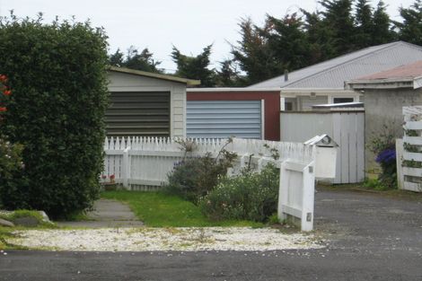 Photo of property in 3 Tukapa Street, Westown, New Plymouth, 4310