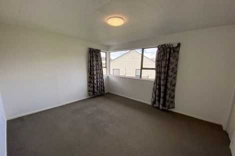 Photo of property in 15 Cottam Grove, Northcross, Auckland, 0632