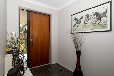 Photo of property in 26 Weka Place, Picton, 7220