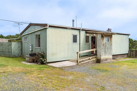 Photo of property in 1308 Bickerstaffe Road, Maungaturoto, 0587