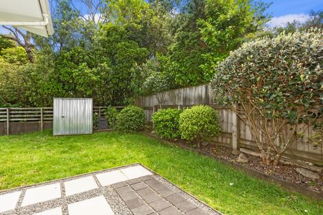 Photo of property in 169b Newlands Road, Newlands, Wellington, 6037
