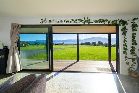 Photo of property in 12 Te Ao Wharepapa Lane, Peketa, Kaikoura, 7373