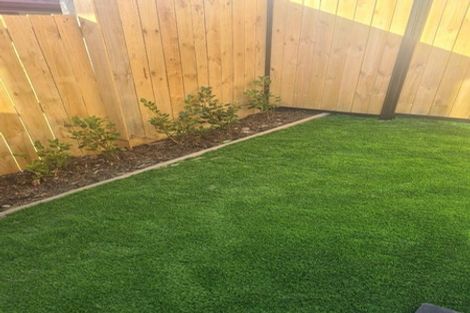 Photo of property in 43 Raupeti Lane, Henderson, 0612