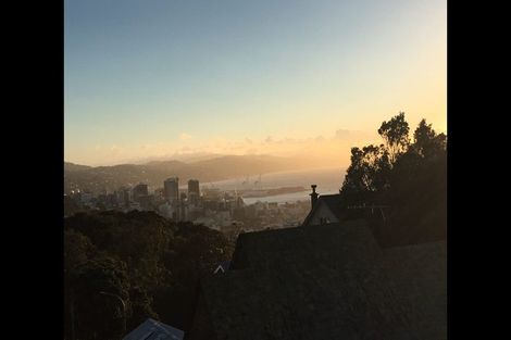 Photo of property in 3c/145 Ohiro Road, Brooklyn, Wellington, 6021