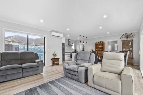 Photo of property in 13/15u Onukutara Place, Huntington, Hamilton, 3281