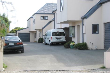 Photo of property in 2/87 Grafton Street, Waltham, Christchurch, 8011