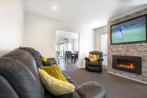 Photo of property in 31 Lilac Close, Cambridge, 3434