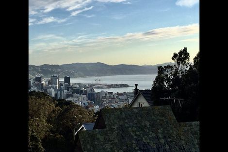 Photo of property in 3c/145 Ohiro Road, Brooklyn, Wellington, 6021