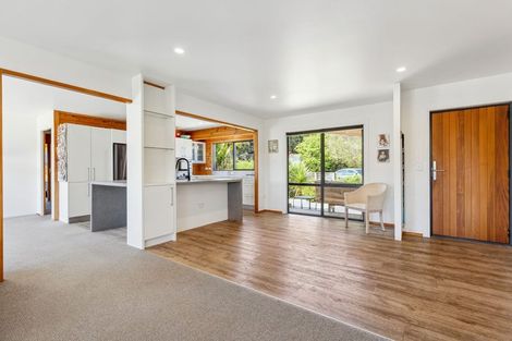 Photo of property in 14 Arthur Road, Paraite, New Plymouth, 4373