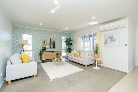 Photo of property in 210 Saint James Drive, Huntington, Hamilton, 3210