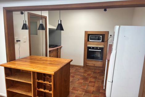 Photo of property in 2 Naughton Terrace, Kilbirnie, Wellington, 6022