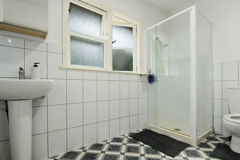 Photo of property in 32 Willerton Avenue, New Lynn, Auckland, 0600