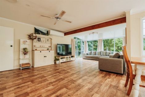 Photo of property in 1 Fisher Road, Kakapuaka, Balclutha, 9273