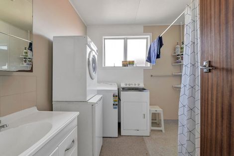 Photo of property in 38 Clemow Road, Fitzroy, New Plymouth, 4312