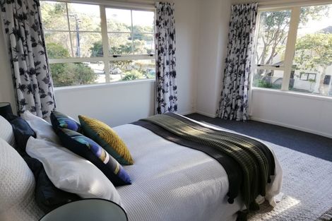 Photo of property in 17 Sim Street, Johnsonville, Wellington, 6037