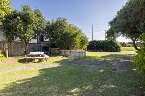 Photo of property in 808 Papamoa Beach Road, Papamoa Beach, Papamoa, 3118