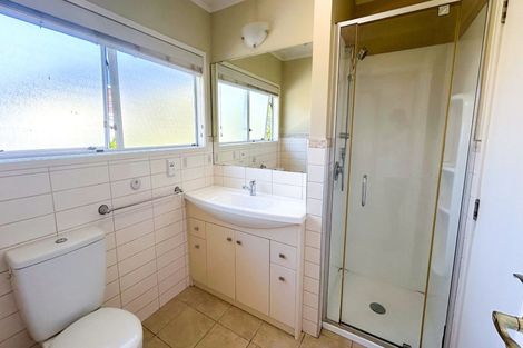 Photo of property in 4 Sailfish Drive, West Harbour, Auckland, 0618