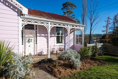 Photo of property in 36 Pensher Street, Waitahuna, Lawrence, 9593