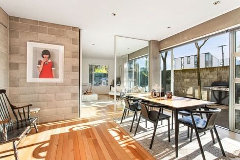 Photo of property in 8 Millbank Lane, Merivale, Christchurch, 8014