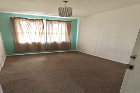 Photo of property in 38 Cutler Street, New Lynn, Auckland, 0600