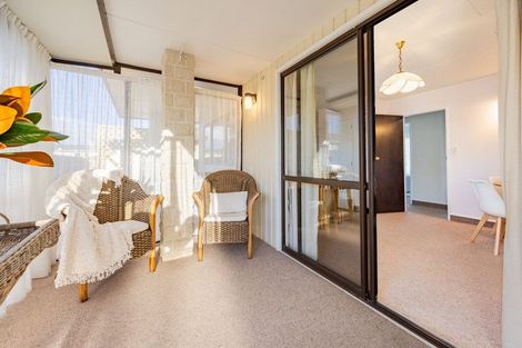 Photo of property in 2/6 King Street, Taradale, Napier, 4112