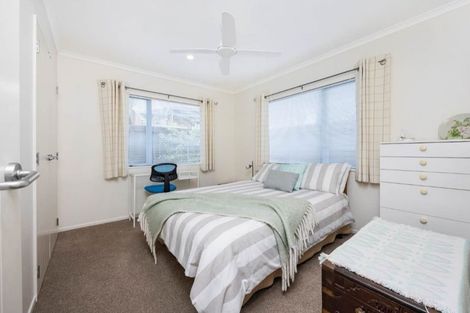 Photo of property in 40 Highfields Terrace, Henderson, Auckland, 0612