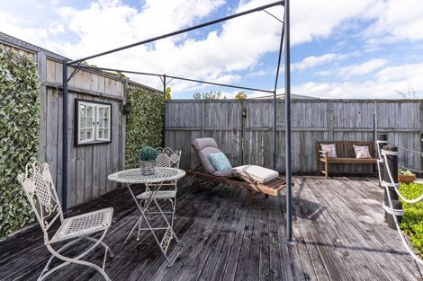 Photo of property in 3 Ursula Drive, Feilding, 4702