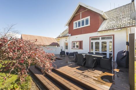 Photo of property in 34 Saint Johns Avenue, Palmerston North, 4414