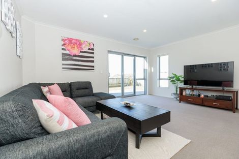 Photo of property in 9 Foxham Terrace, Churton Park, Wellington, 6037
