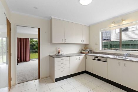 Photo of property in 32 De Menech Grove, Avalon, Lower Hutt, 5011