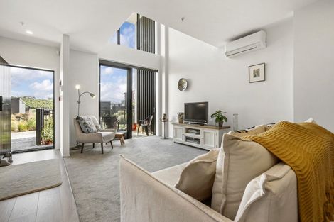 Photo of property in 8/28 Pennant Street, Long Bay, Auckland, 0630