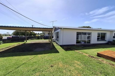 Photo of property in 1/52 Bayly Street, Waitara, 4320
