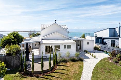 Photo of property in 9 Trewavas Street, Motueka, 7120