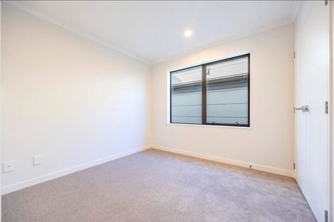 Photo of property in 7 Kikorangi Drive, Wainui, 0992