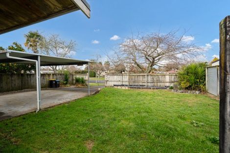 Photo of property in 305 Shakespeare Street, Leamington, Cambridge, 3432