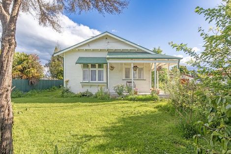 Photo of property in 13 Victoria Street, Waipawa, 4210