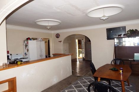 Photo of property in 1 Princess Street, Marton, 4710