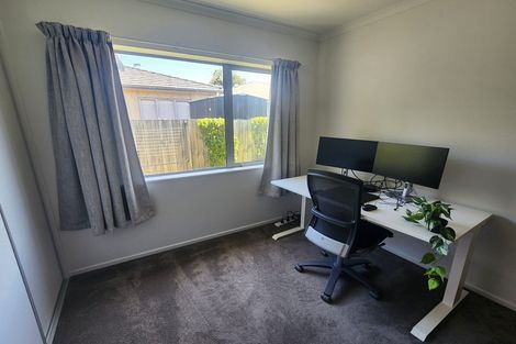 Photo of property in 94 Kuaka Drive, Takanini, 2112