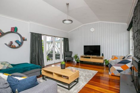 Photo of property in 14 Fergusson Street, Solway, Masterton, 5810