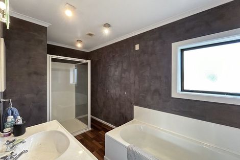Photo of property in 137 Seaward Road, Edendale, 9825