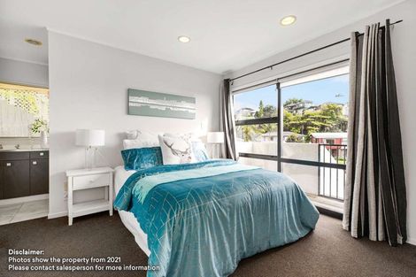 Photo of property in 2/4 Dorrit Lane, Howick, Auckland, 2014