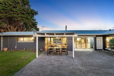 Photo of property in 39 Lonely Track Road, Fairview Heights, Auckland, 0632