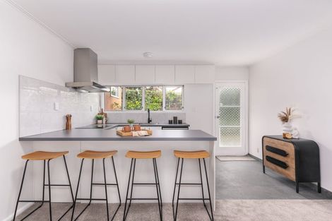Photo of property in 17 Tudor Avenue, Ilam, Christchurch, 8041