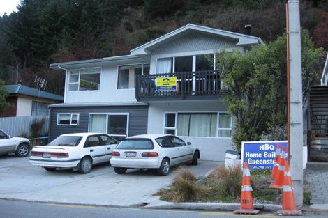 Photo of property in 117 Hallenstein Street, Queenstown, 9300